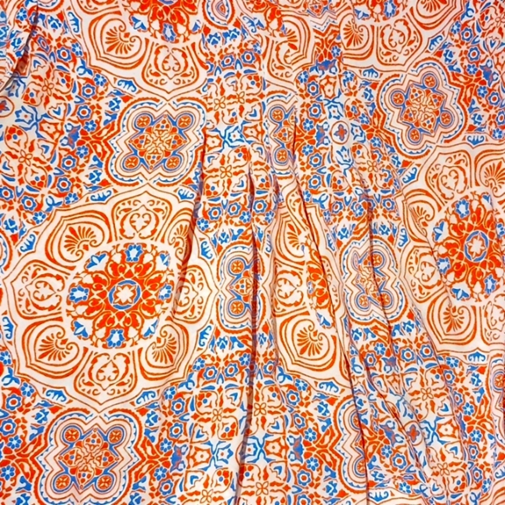 Top light flow (Dana Buchman) large size